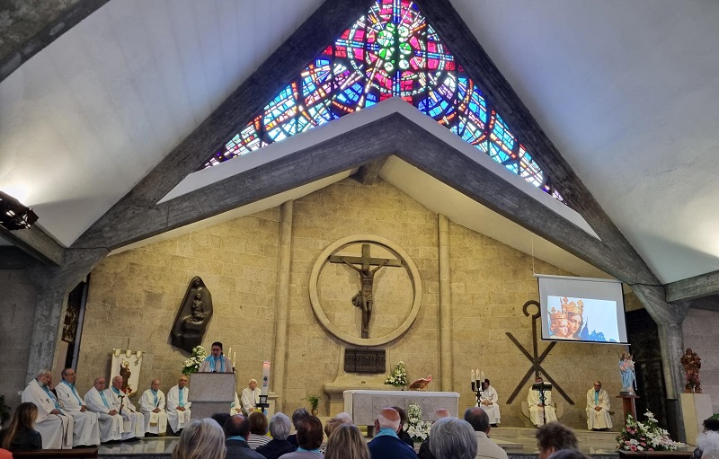 Homenaje a María Auxiliadora